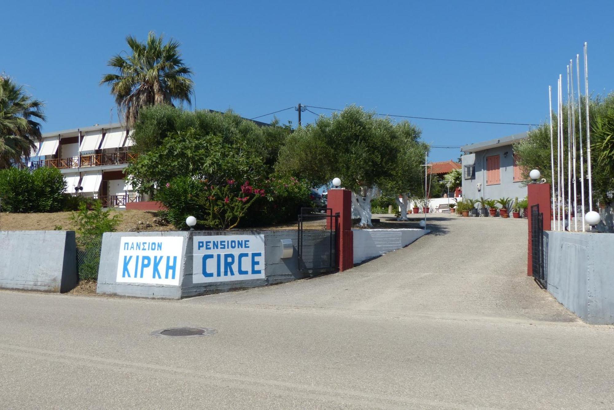 Circe Pansion Apartment Lixouri Luaran gambar