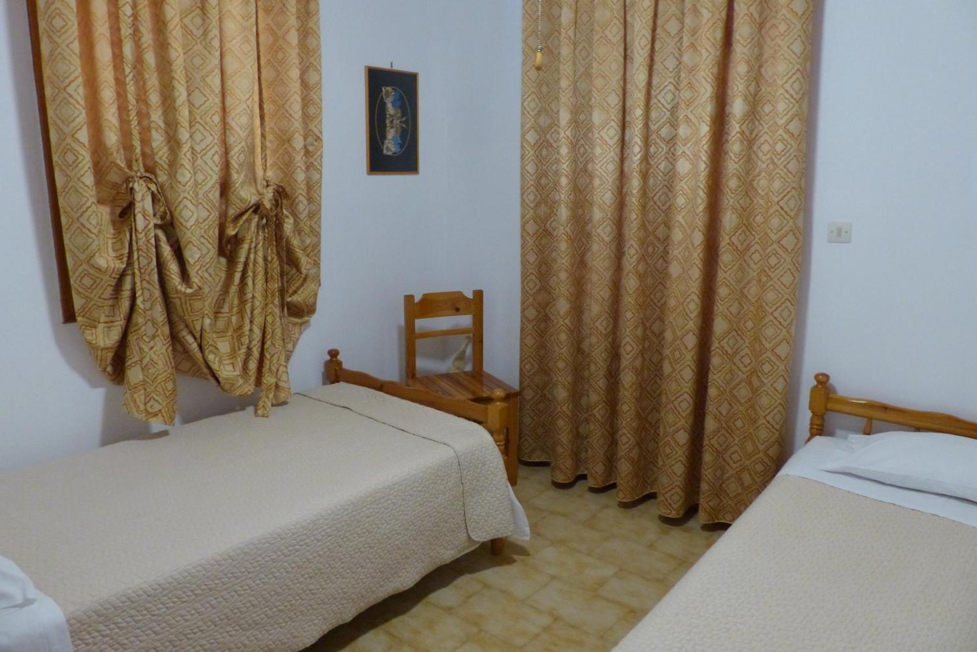 Circe Pansion Apartment Lixouri Luaran gambar