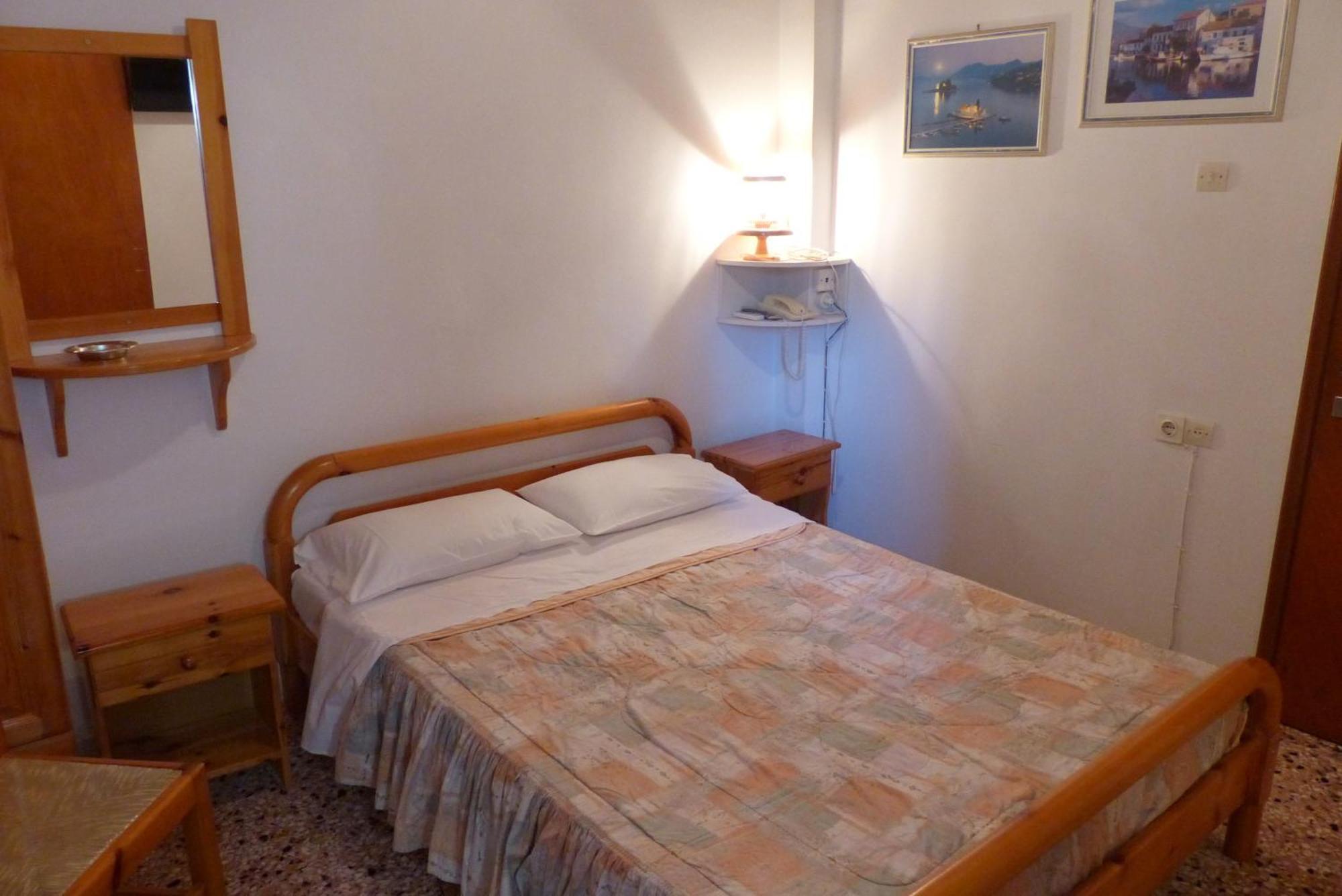 Circe Pansion Apartment Lixouri Luaran gambar