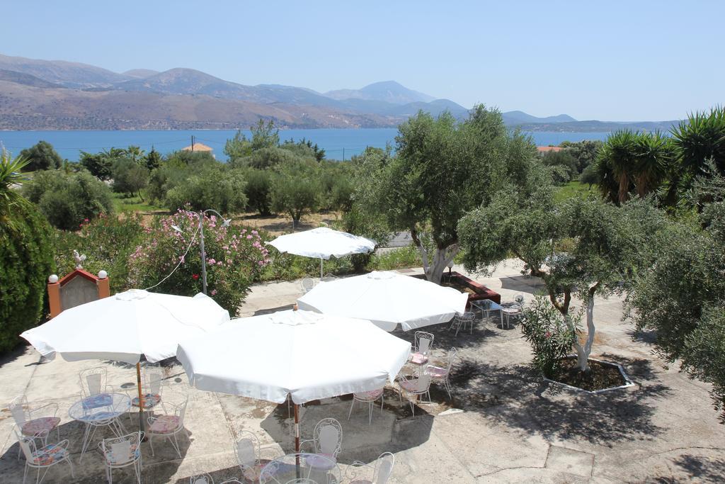 Circe Pansion Apartment Lixouri Luaran gambar